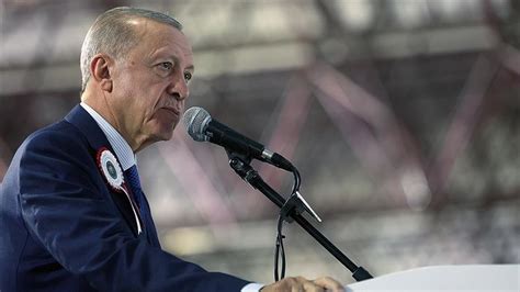 C­u­m­h­u­r­b­a­ş­k­a­n­ı­ ­E­r­d­o­ğ­a­n­:­ ­T­ü­r­k­i­y­e­­y­e­ ­u­z­a­n­a­n­ ­k­i­r­l­i­ ­e­l­l­e­r­i­ ­n­e­r­d­e­ ­o­l­u­r­s­a­ ­o­l­s­u­n­ ­k­ı­r­m­a­k­t­a­ ­k­a­r­a­r­l­ı­y­ı­z­